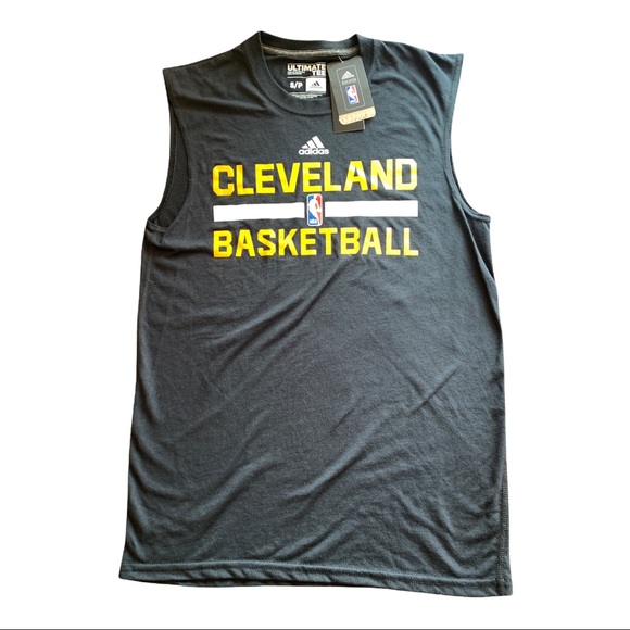 Cleveland Cavaliers NBA Women’s small T-shirt
